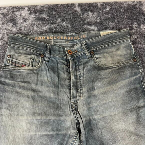 Diesel Slim-Carrot Tepphar Denim Distressed Jeans Men's 31X32(31X30) 0886A - Picture 2 of 16